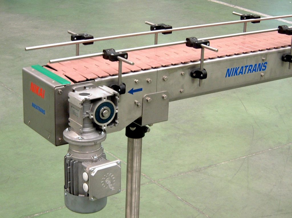 Slat Chain Conveyor - Nikai Systems